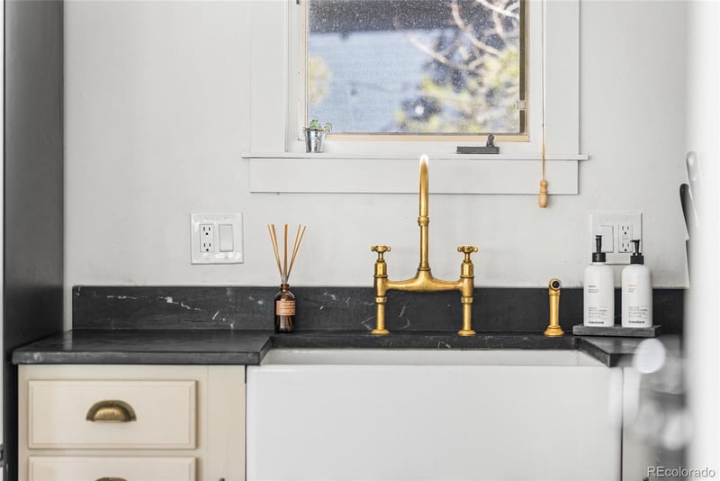 30776 Burland Rd, Golden, CO 80403