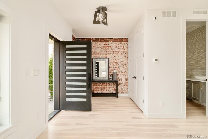 732 Gilpin St, Denver, CO 80209