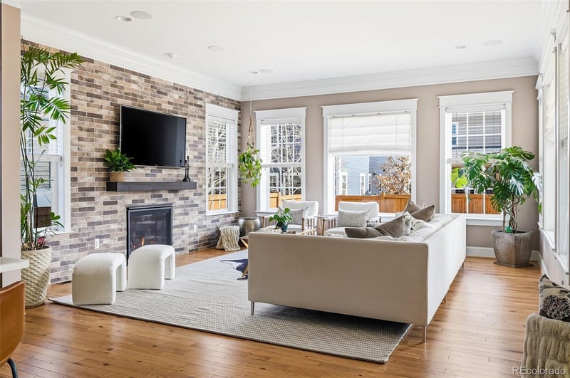 6082 Chester St, Denver, CO 80238