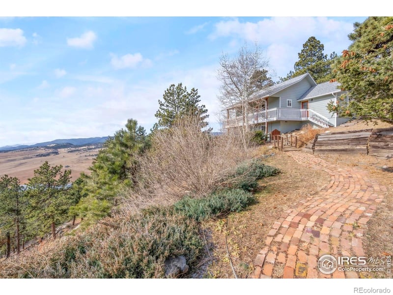629 Green Mountain Dr, Loveland, CO 80537