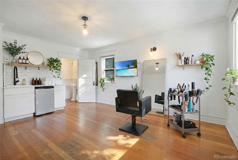 801 Harrison St, Denver, CO 80206