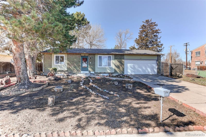 2117 Wadsworth Blvd, Lakewood, CO 80227