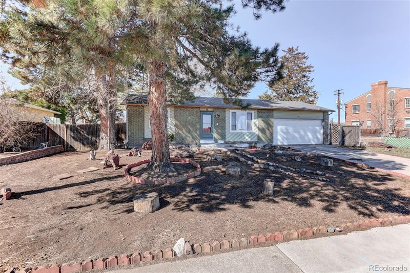 2117 Wadsworth Blvd, Lakewood, CO 80227