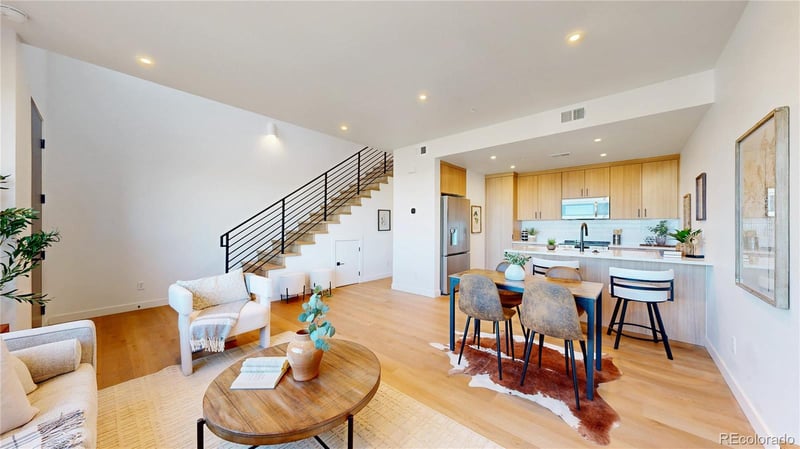 909 Edge Cir, Longmont, CO 80501