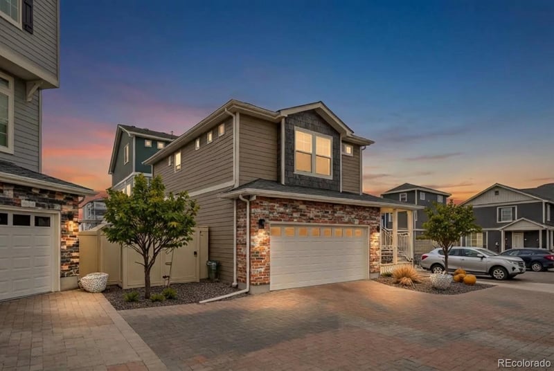 3934 Quatar Ct, Aurora, CO 80019