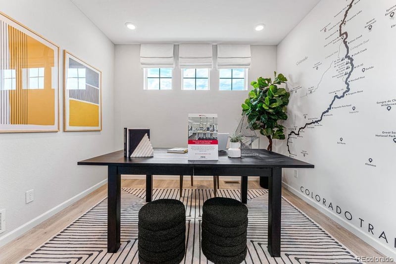 3285 Coolidge Way, Aurora, CO 80019