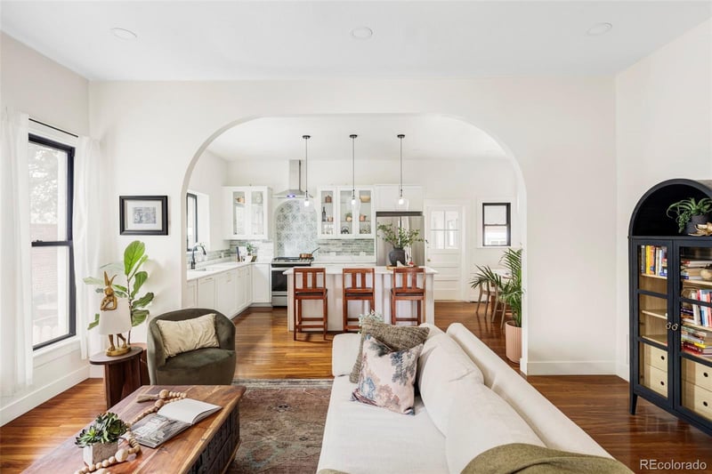 1727 Dahlia St, Denver, CO 80220