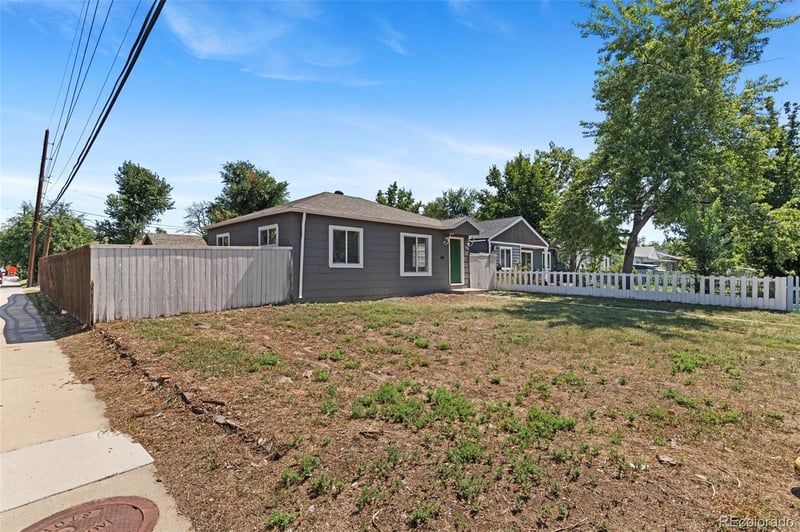 1390 Alton St, Aurora, CO 80010