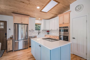 32783 Lodgepole Cir, Evergreen, CO 80439
