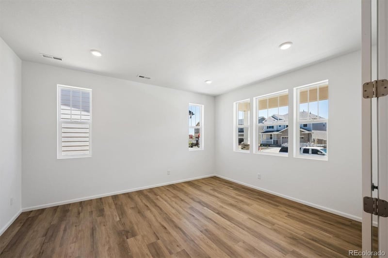 4195 Orangewood Dr, Johnstown, CO 80534