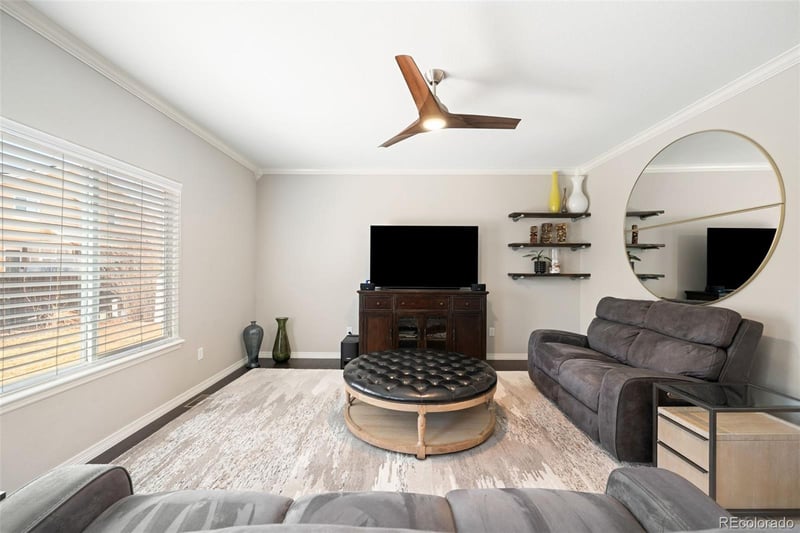 9145 Harlequin Cir, Longmont, CO 80504