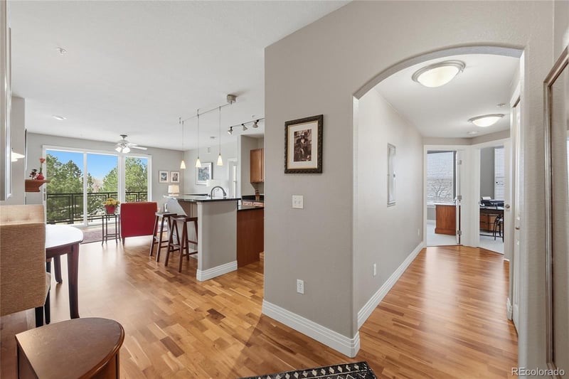 9019 Panorama Cir #D214, Englewood, CO 80112