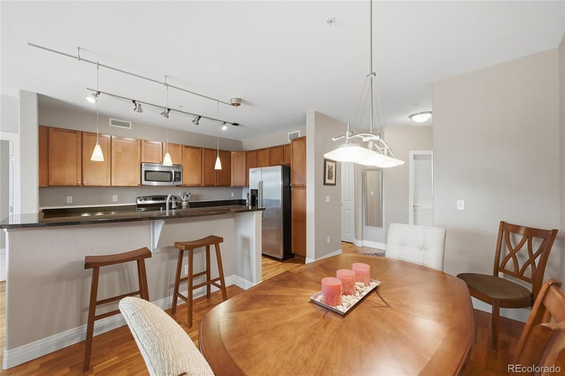 9019 Panorama Cir #D214, Englewood, CO 80112