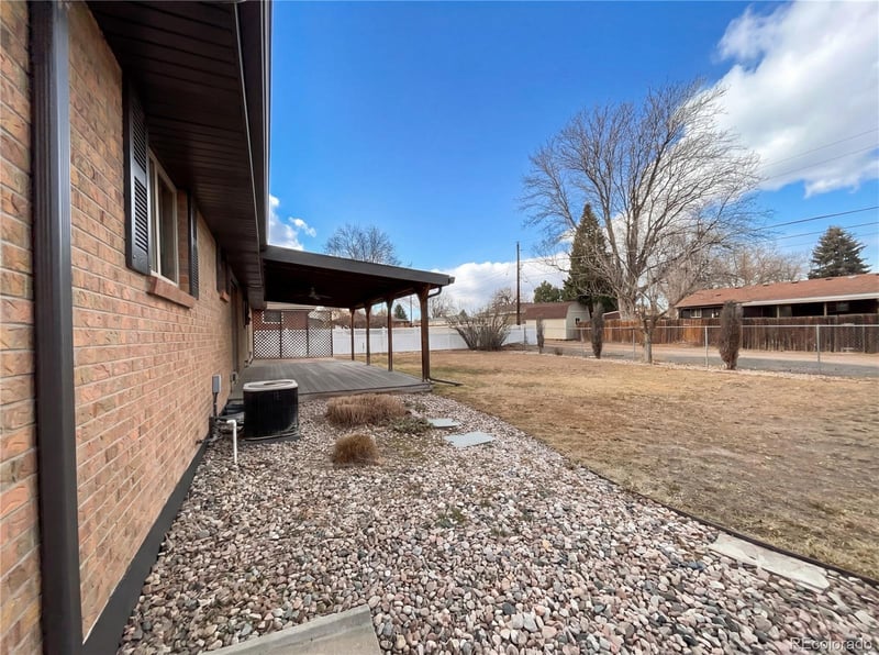 1027 1st St, Johnstown, CO 80534