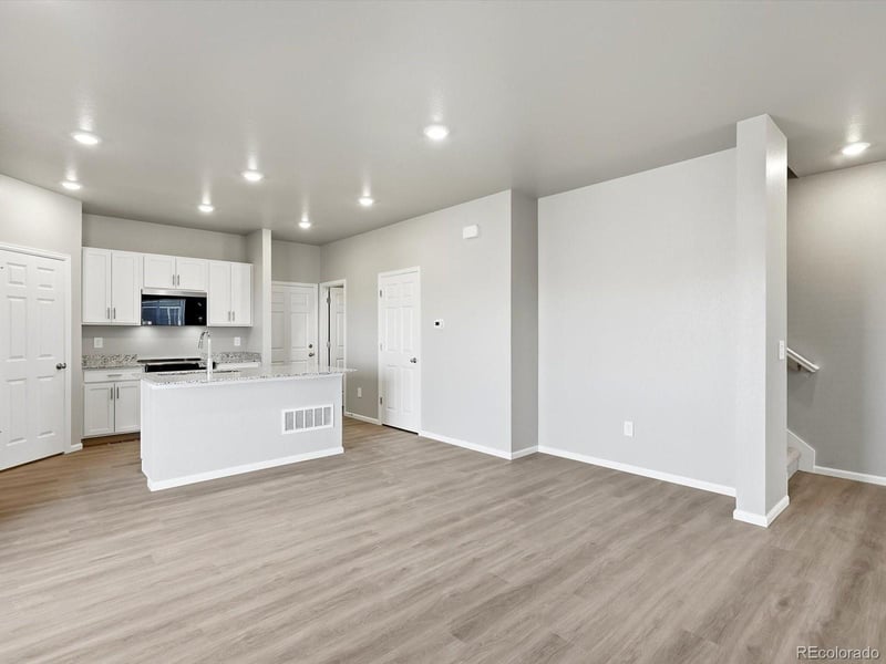 16358 Gaylord St, Thornton, CO 80602