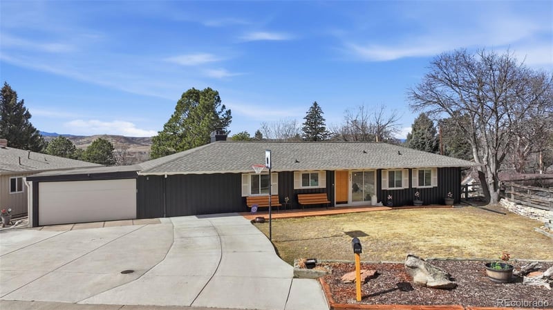 571 Vista Dr, Castle Rock, CO 80104