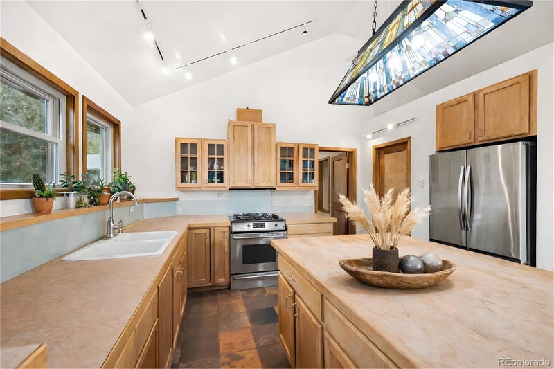 6094 Pyrenees Trl, Golden, CO 80403