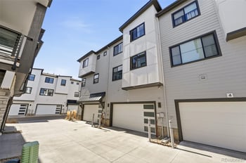 2000 Holly St #5, Denver, CO 80222