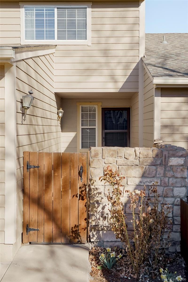 7633 Euclid Dr, Littleton, CO 80123