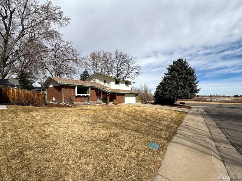 10209 Idaho Ave, Lakewood, CO 80232