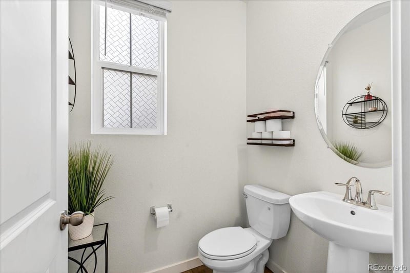 10271 Tucson St, Commerce City, CO 80022