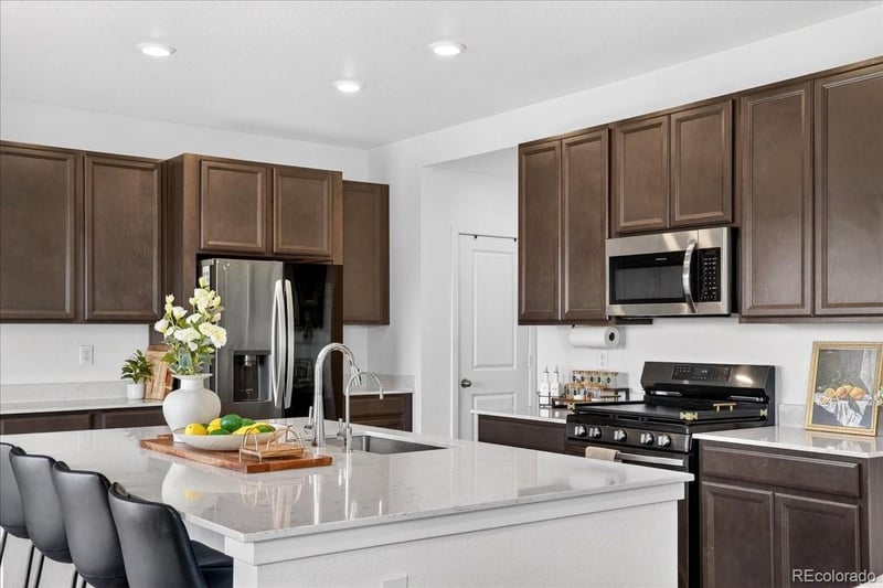 10271 Tucson St, Commerce City, CO 80022