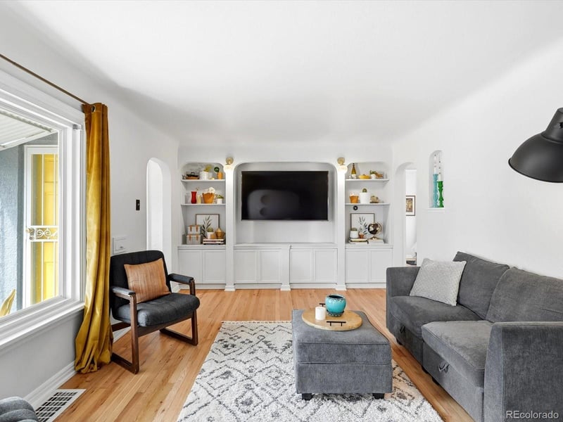 2924 Zenobia St, Denver, CO 80212