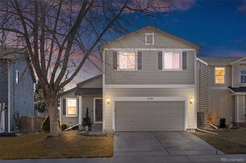 16358 Phillips Ln, Englewood, CO 80112