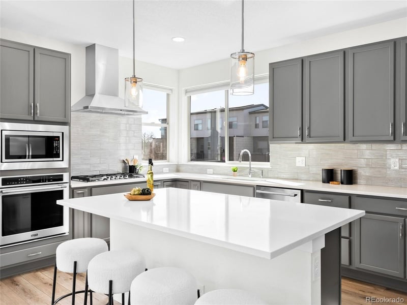 2522 Moline St, Aurora, CO 80010