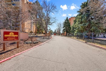 8060 Girard Ave #311, Denver, CO 80231