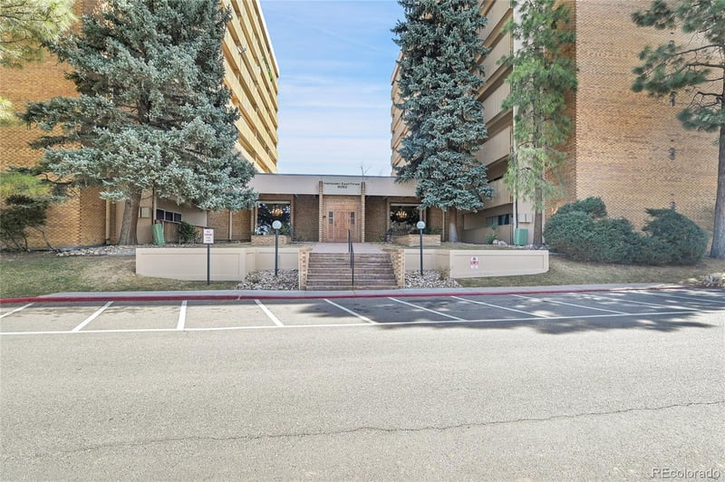 8060 Girard Ave #311, Denver, CO 80231