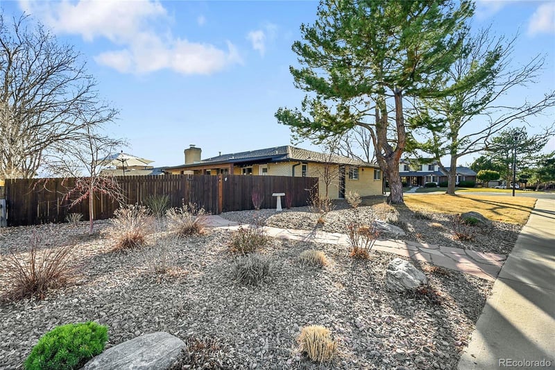 1022 Berkeley Ct, Longmont, CO 80503