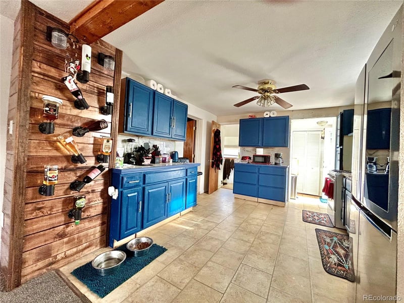 26 W 3rd St, Walsenburg, CO 81089