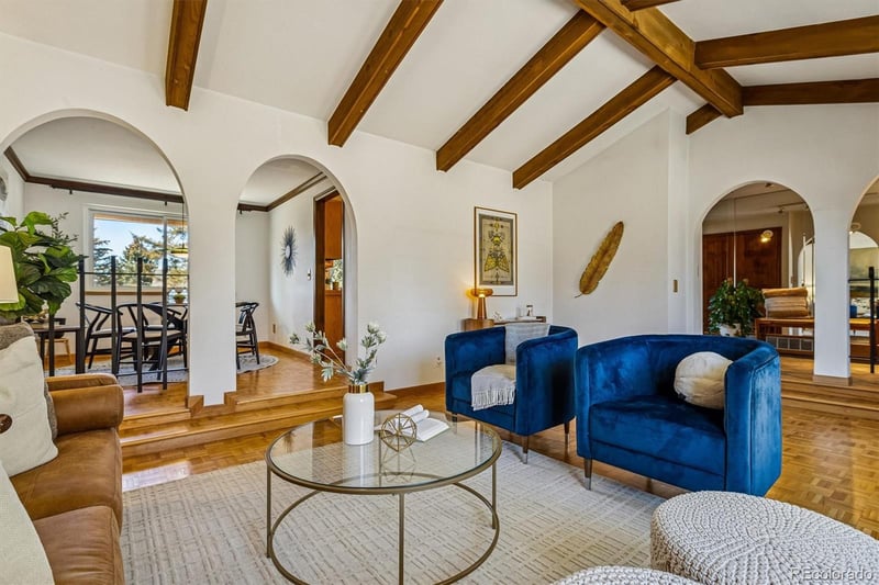 6613 Pontiac Ct, Centennial, CO 80111