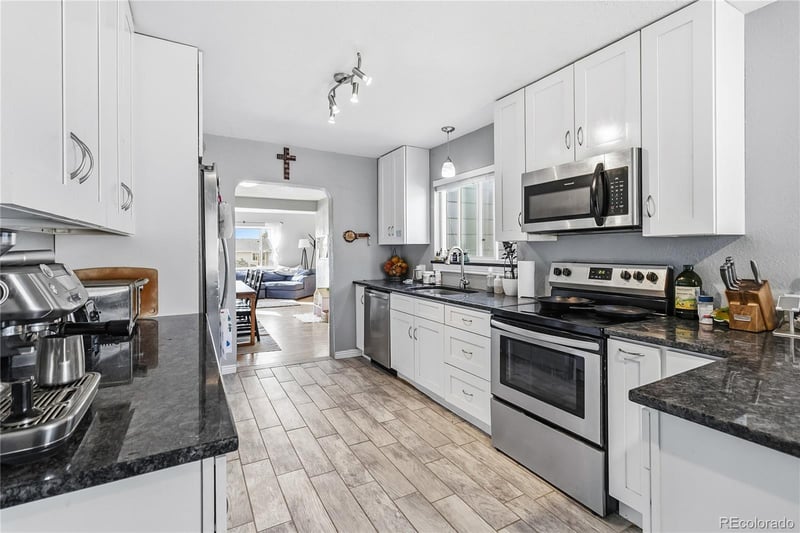 316 Gilbert St, Castle Rock, CO 80104