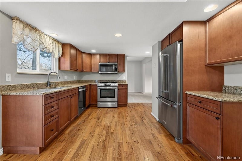 6161 Niagara Way, Centennial, CO 80111