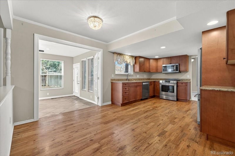 6161 Niagara Way, Centennial, CO 80111