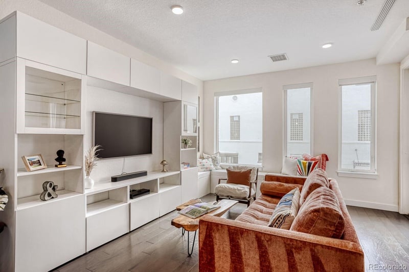 1616 Broadway #218, Denver, CO 80210