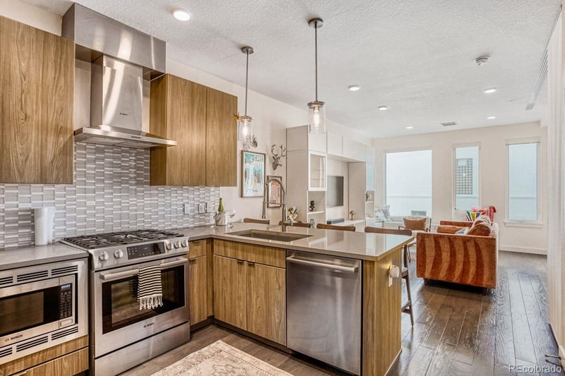 1616 Broadway #218, Denver, CO 80210