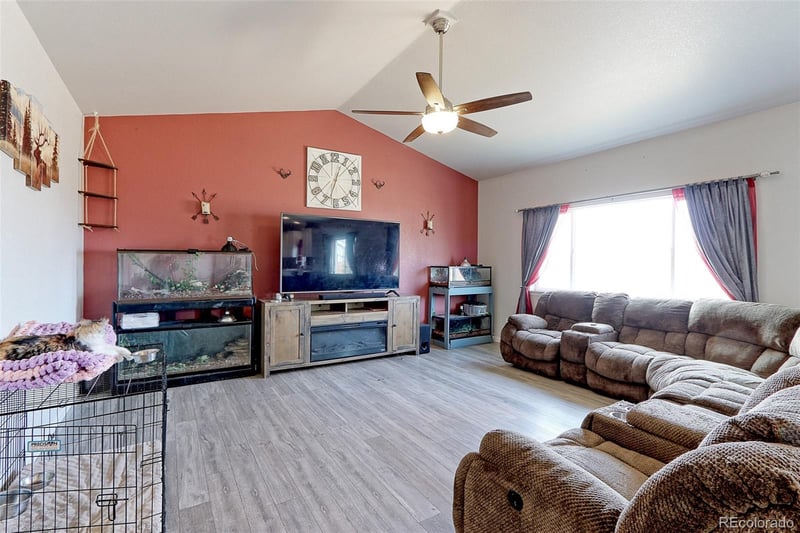 589 Depot Dr, Milliken, CO 80543