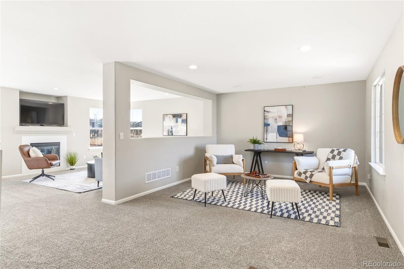 5247 Riviera Cir, Aurora, CO 80015