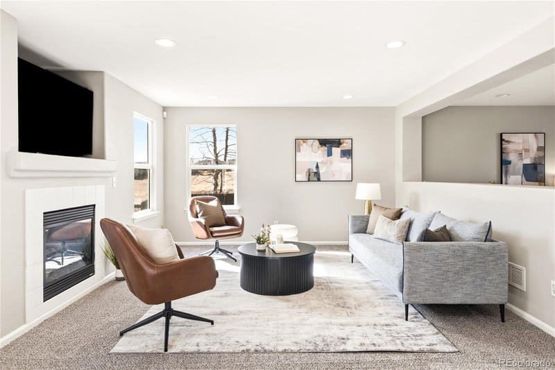 5247 Riviera Cir, Aurora, CO 80015