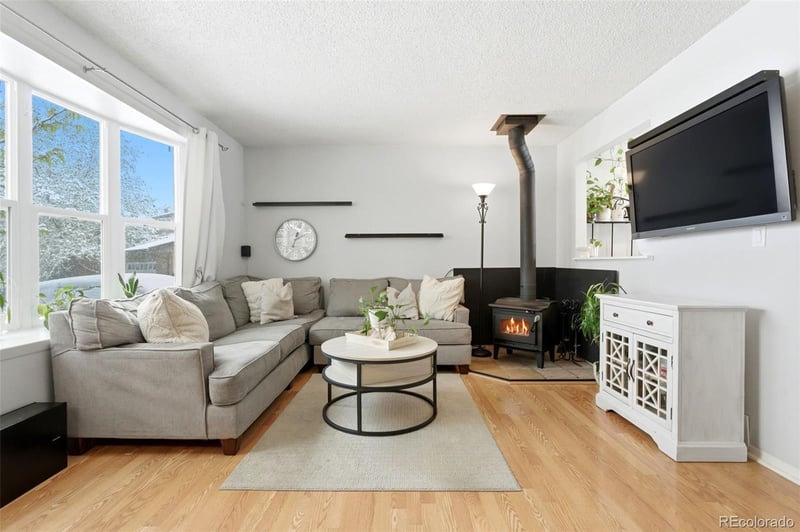 5062 Zang Ct, Morrison, CO 80465