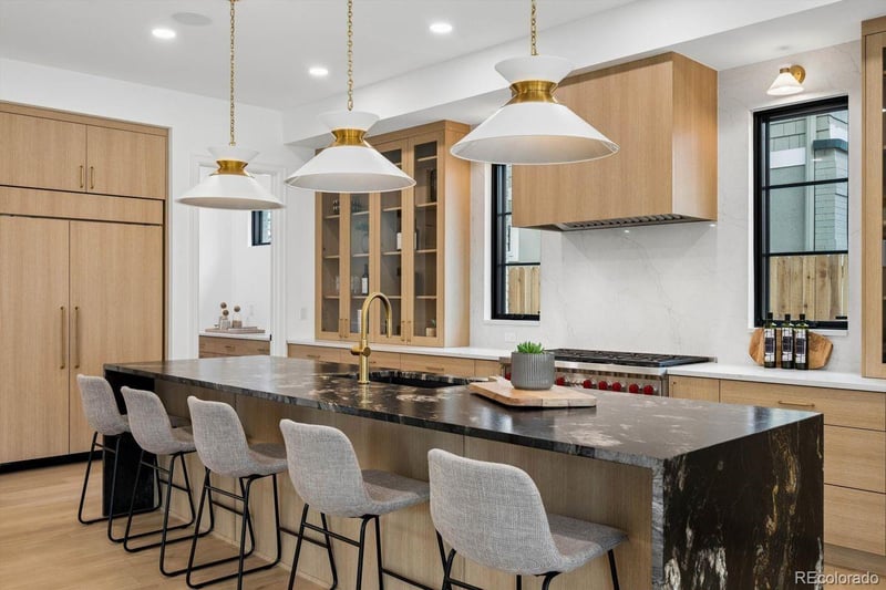 1208 Vine St, Denver, CO 80210