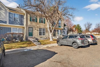 1610 Ivory Cir #J, Aurora, CO 80017
