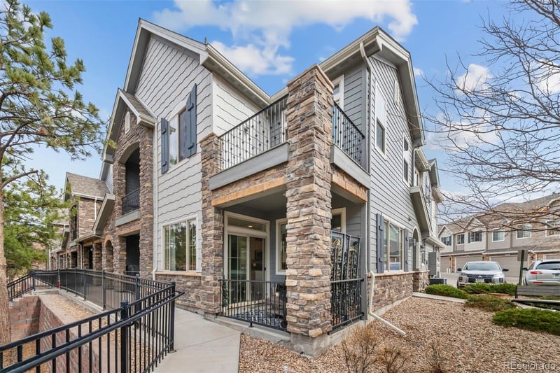 9025 Phillips Dr, Centennial, CO 80112