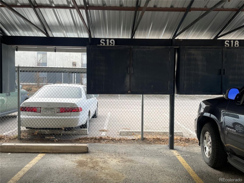 384 Ironton St #211, Aurora, CO 80012