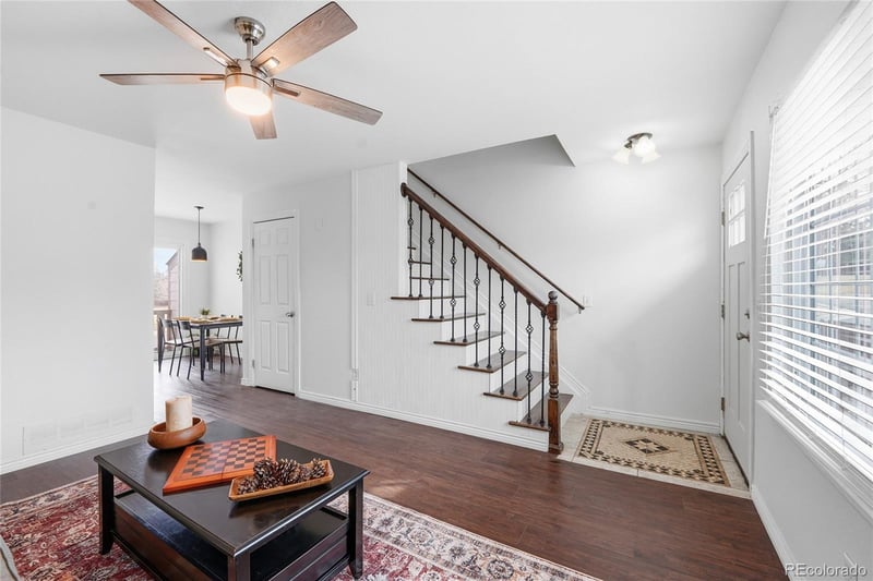 918 Summer Dr, Highlands Ranch, CO 80126