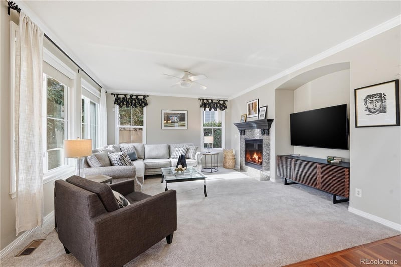 8967 Hunters Way, Highlands Ranch, CO 80129