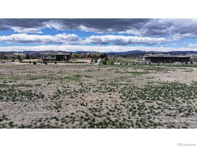 12910 Woodridge Dr, Longmont, CO 80504